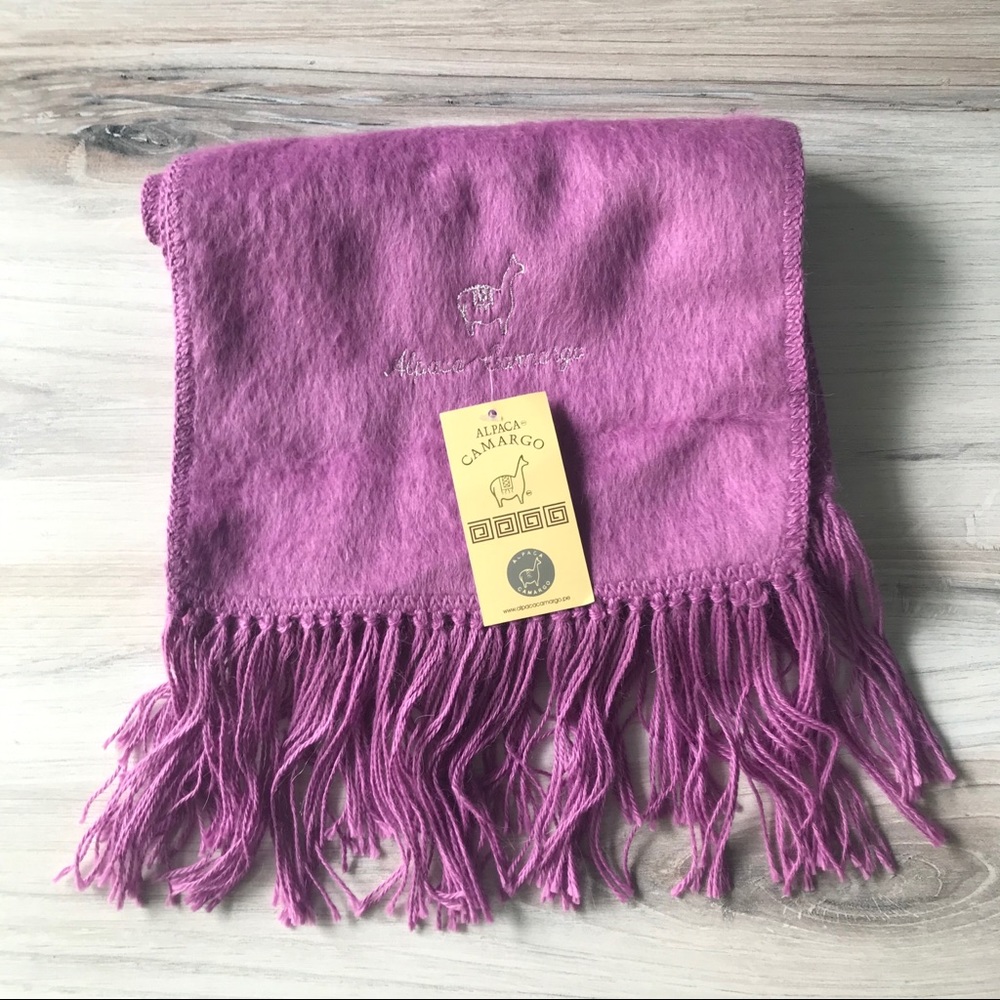NWT Alpaca Camargo Light Purple Lavender Scarf